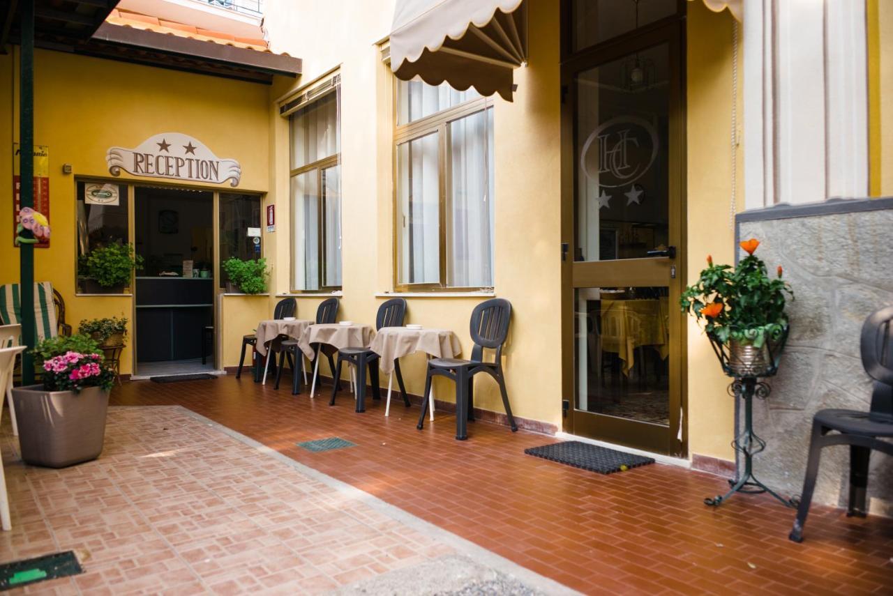 Hotel Cynthia Finale Ligure Exteriér fotografie